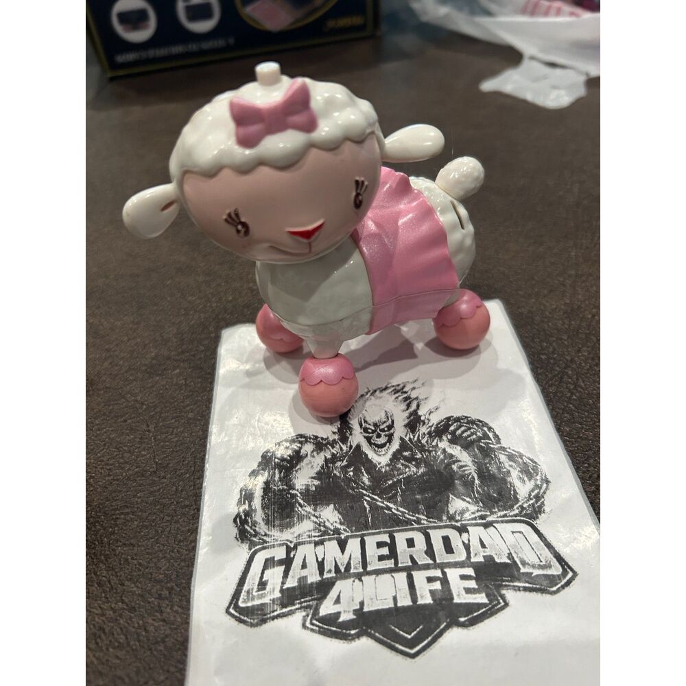 Rare & htf doc mcstuffins lambie the dancing and walking singing Disney store